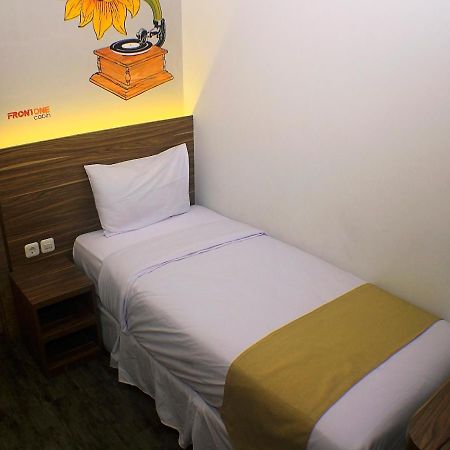 Front One Cabin Malioboro Jogja Jogyakarta Zewnętrze zdjęcie