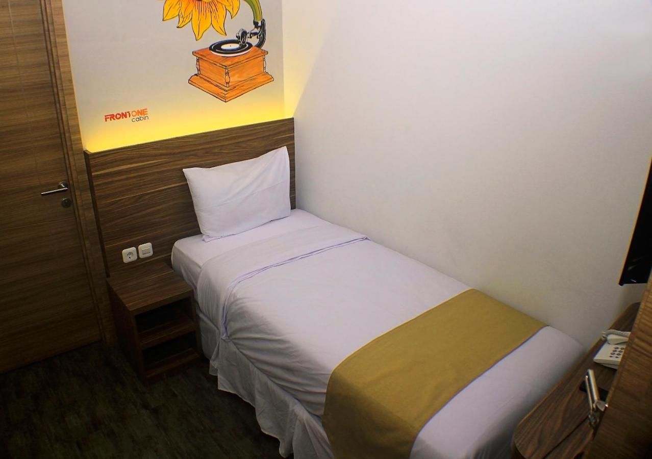 Front One Cabin Malioboro Jogja Jogyakarta Zewnętrze zdjęcie